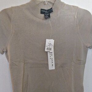 Soft Light Knit 60% Silk 40% Rayon Natural Fiber Beige Top Sz S Pretty Detailing